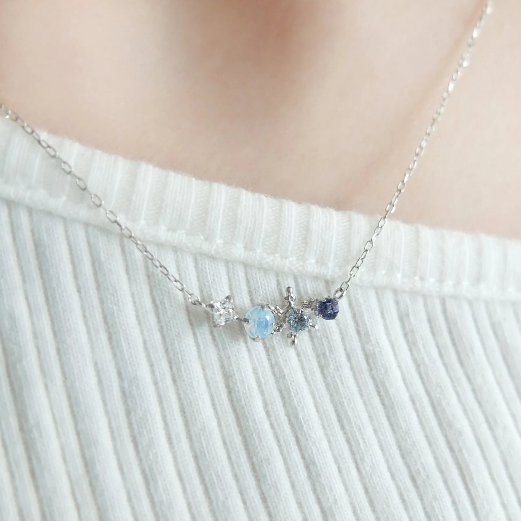 10K White Gold Tanzanite Snow Crystal Necklace