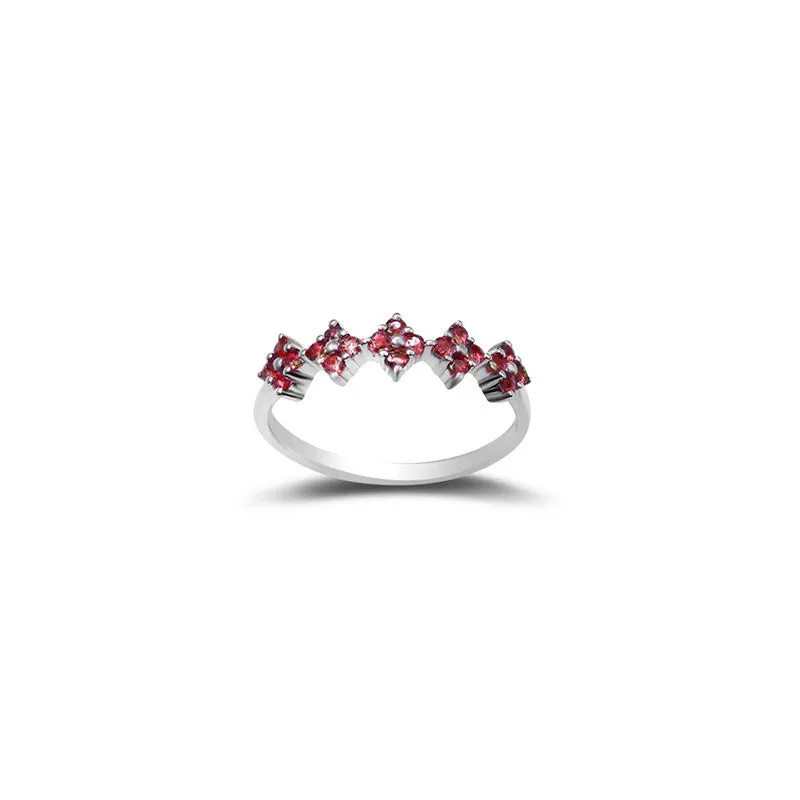 18k Gold Square Pattern Ruby Ring