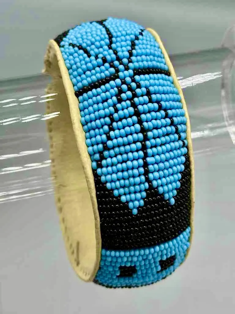 2-Color Flower Design Wide Beaded Leather Bracelet - Mali