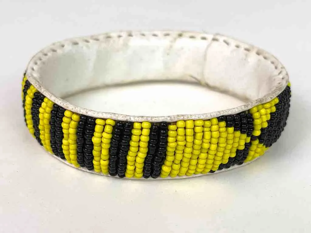2-Color Wide beaded white leather bracelet