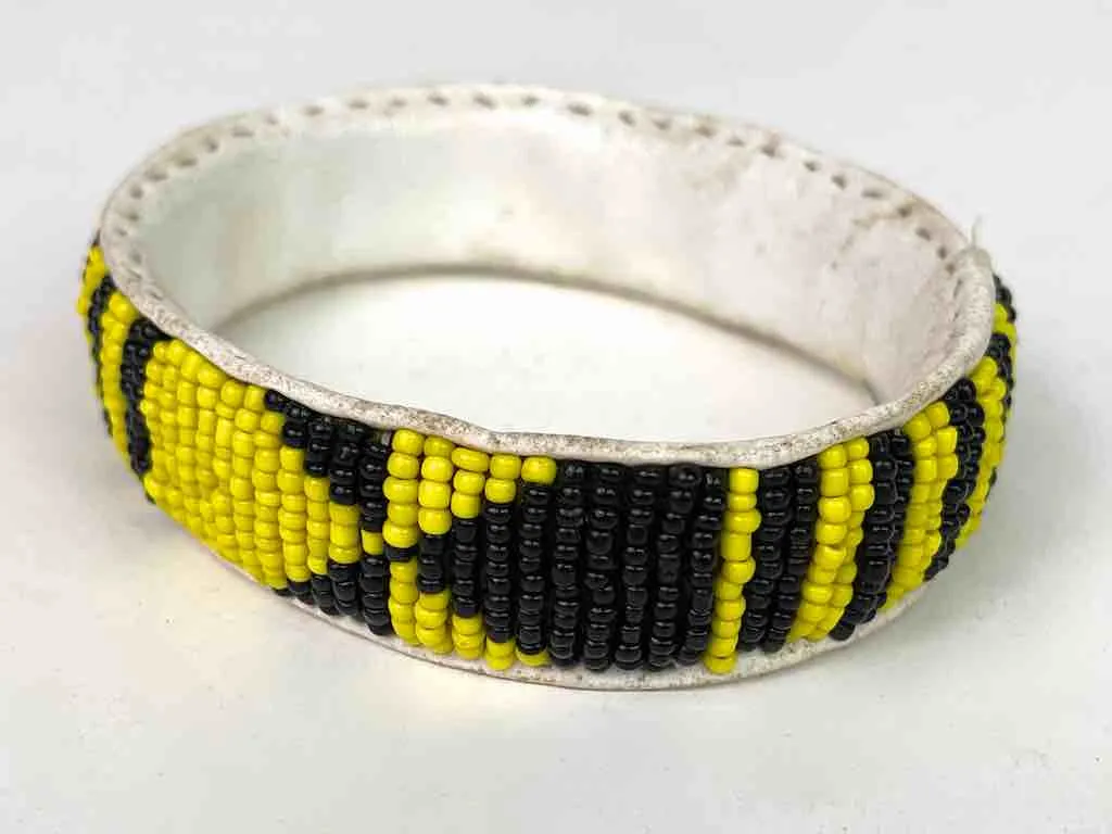 2-Color Wide beaded white leather bracelet