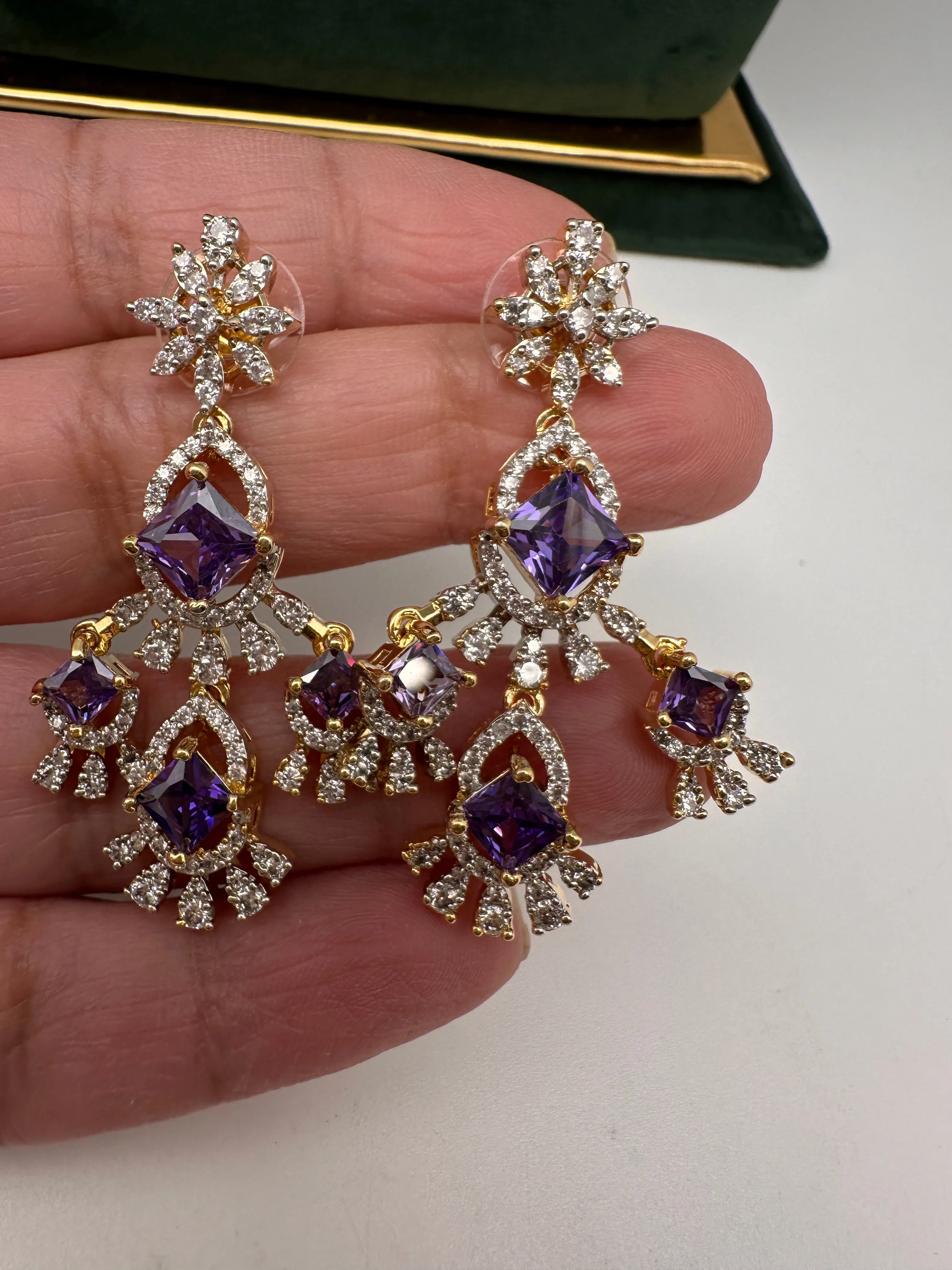 CZ Neckline Color Stone Short Necklace
