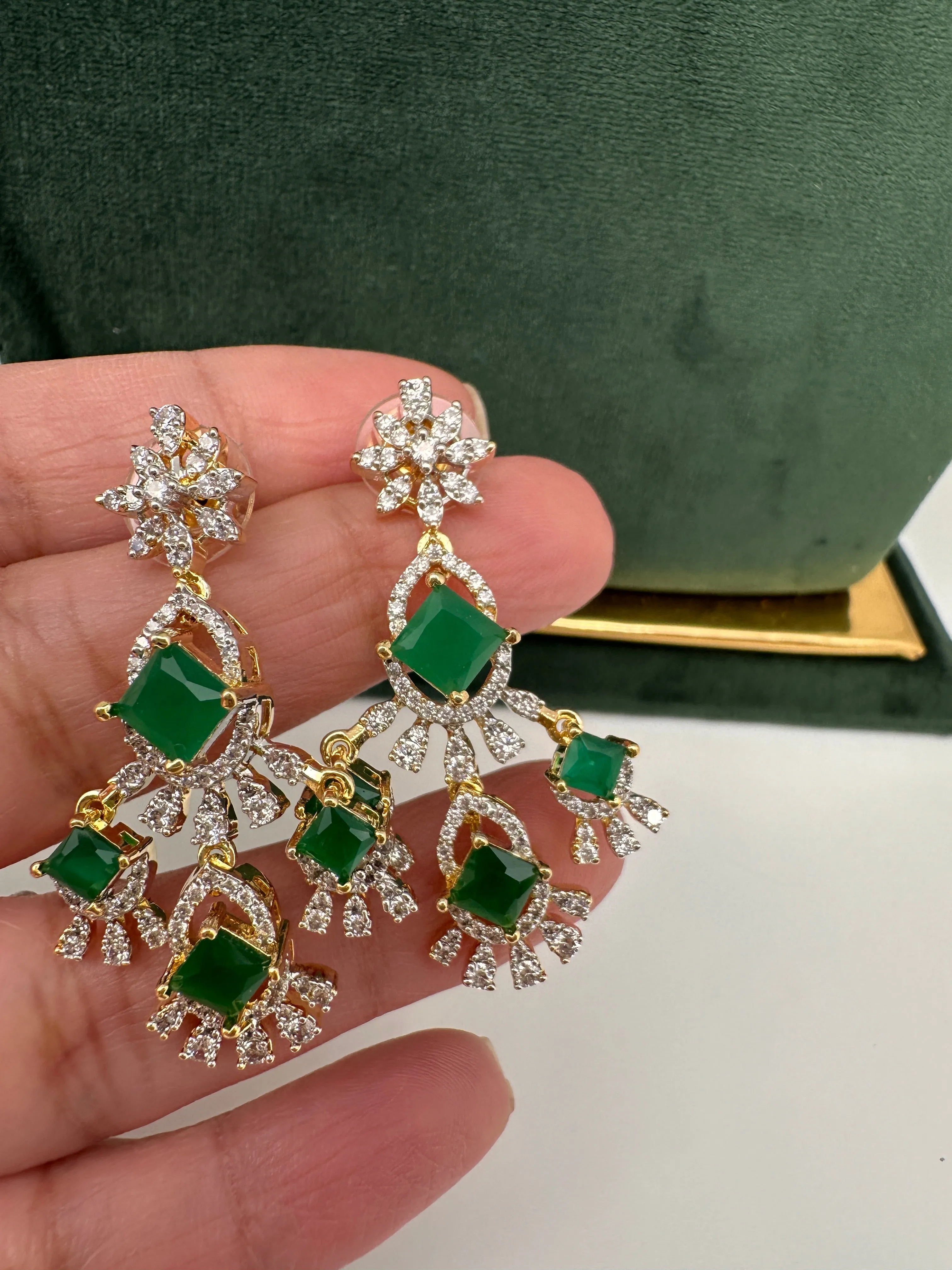 CZ Neckline Color Stone Short Necklace