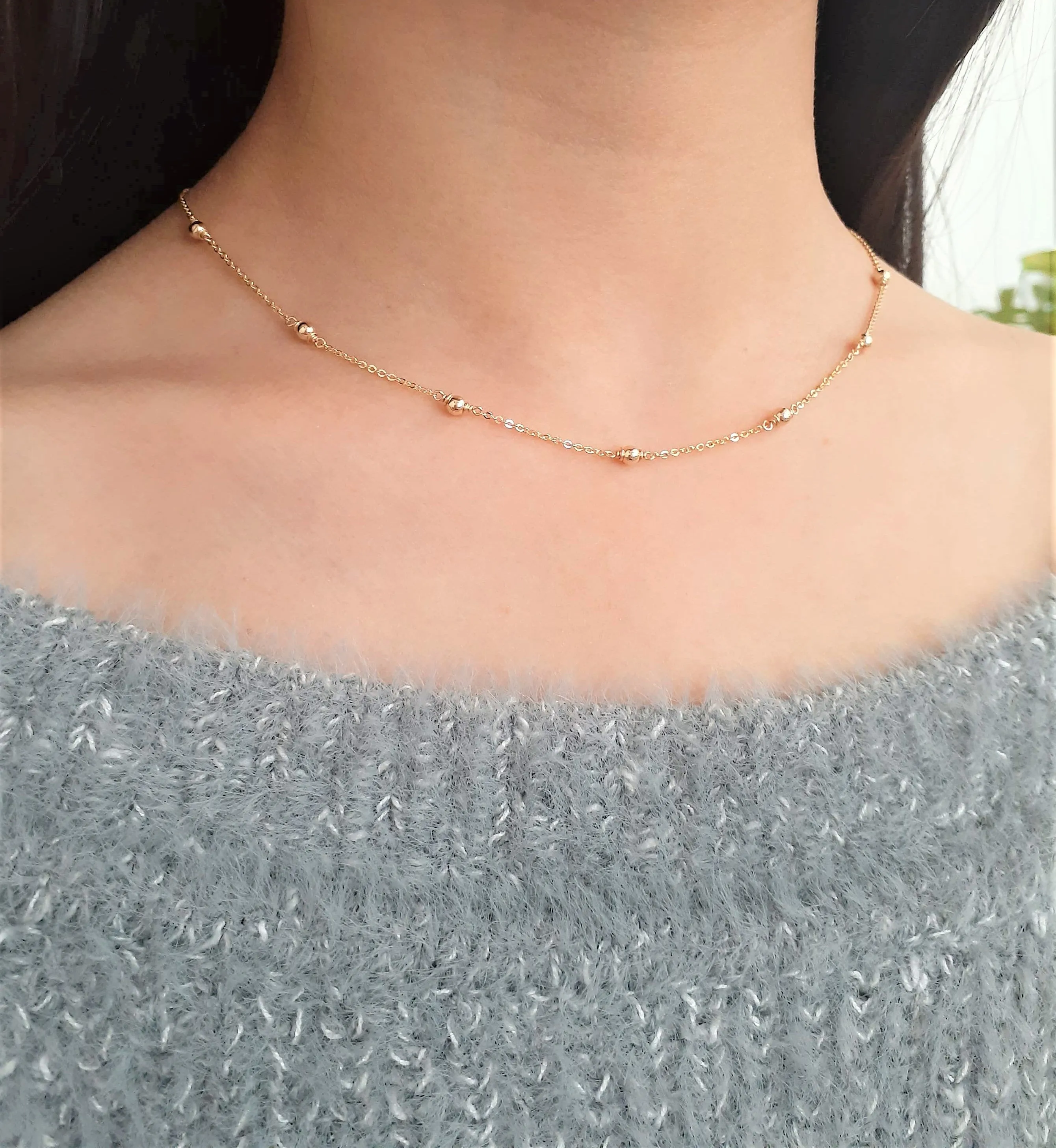 Dainty Gold Beaded Necklace