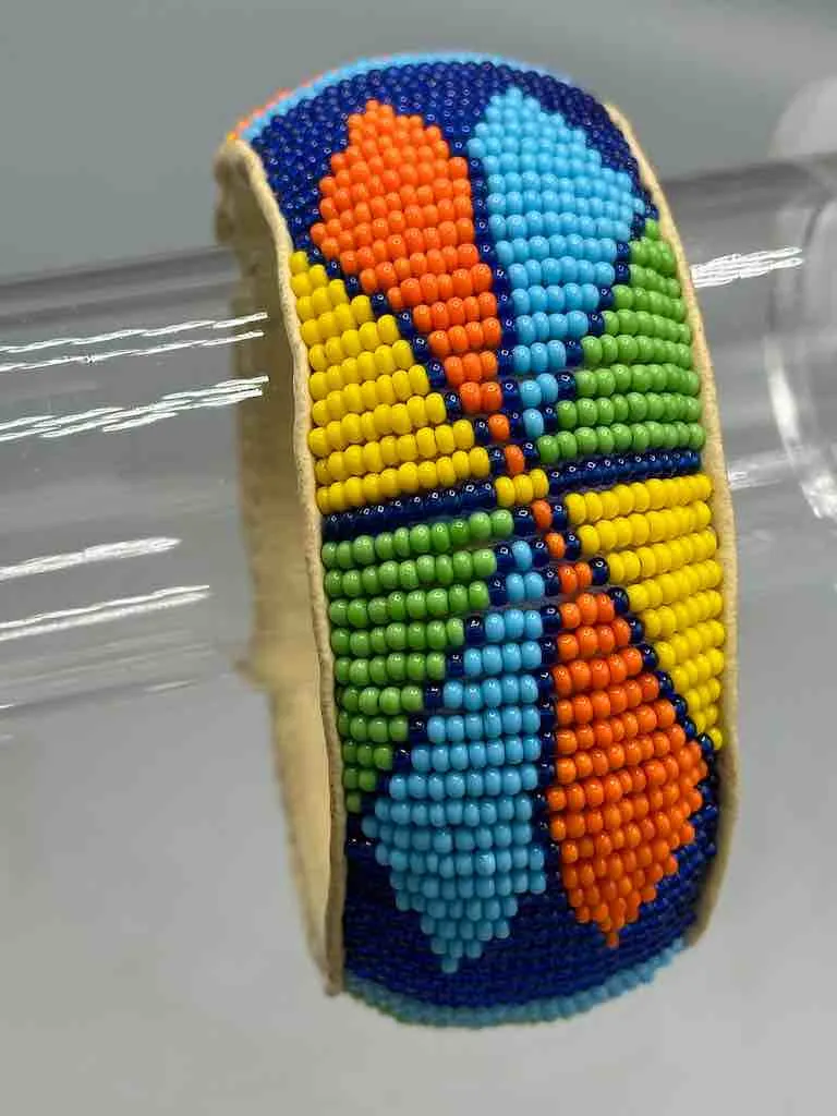 Flower Design Wide Beaded Leather Bracelet - Mali