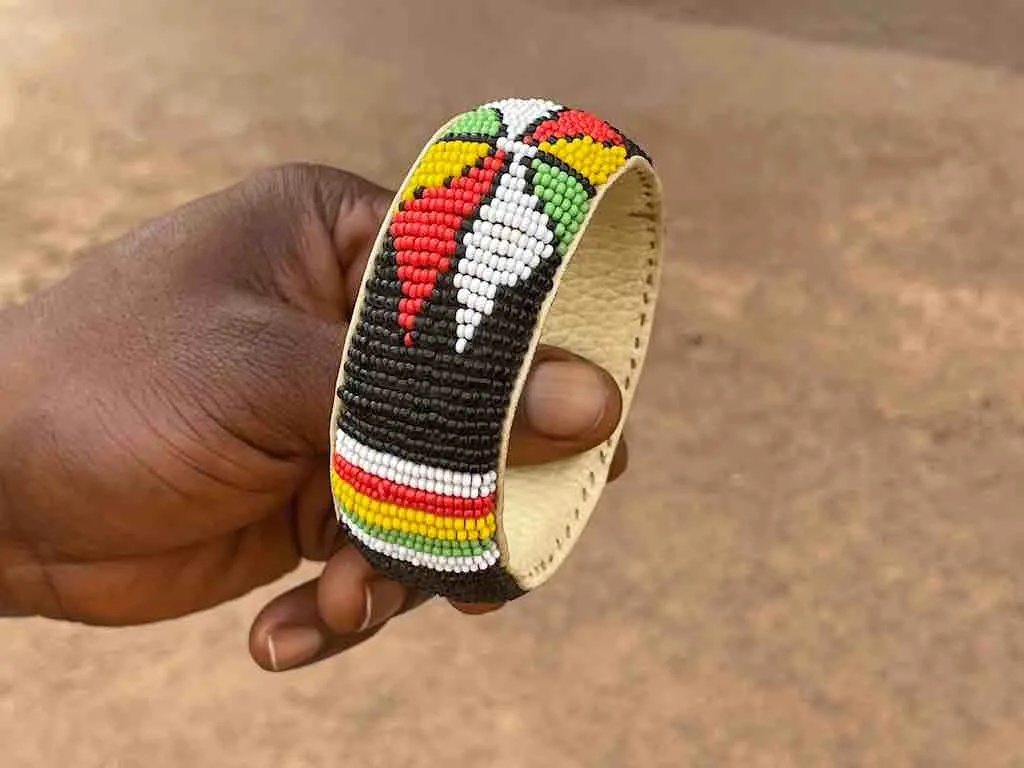 Flower Design Wide Beaded Leather Bracelet - Mali