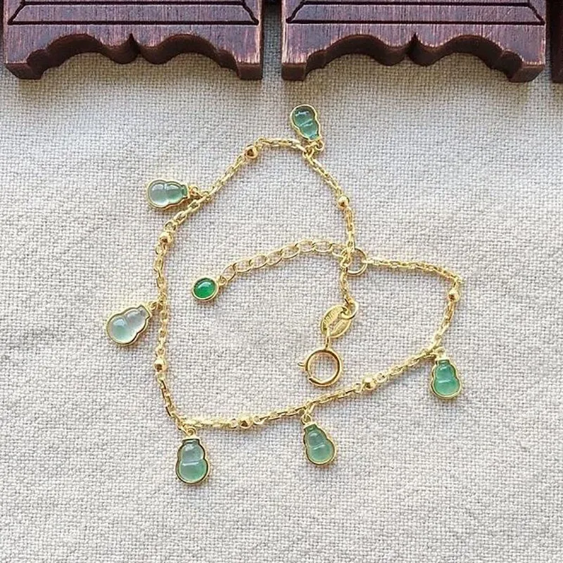 Inspired design silver inlaid natural chalcedony gourd ladies bracelet