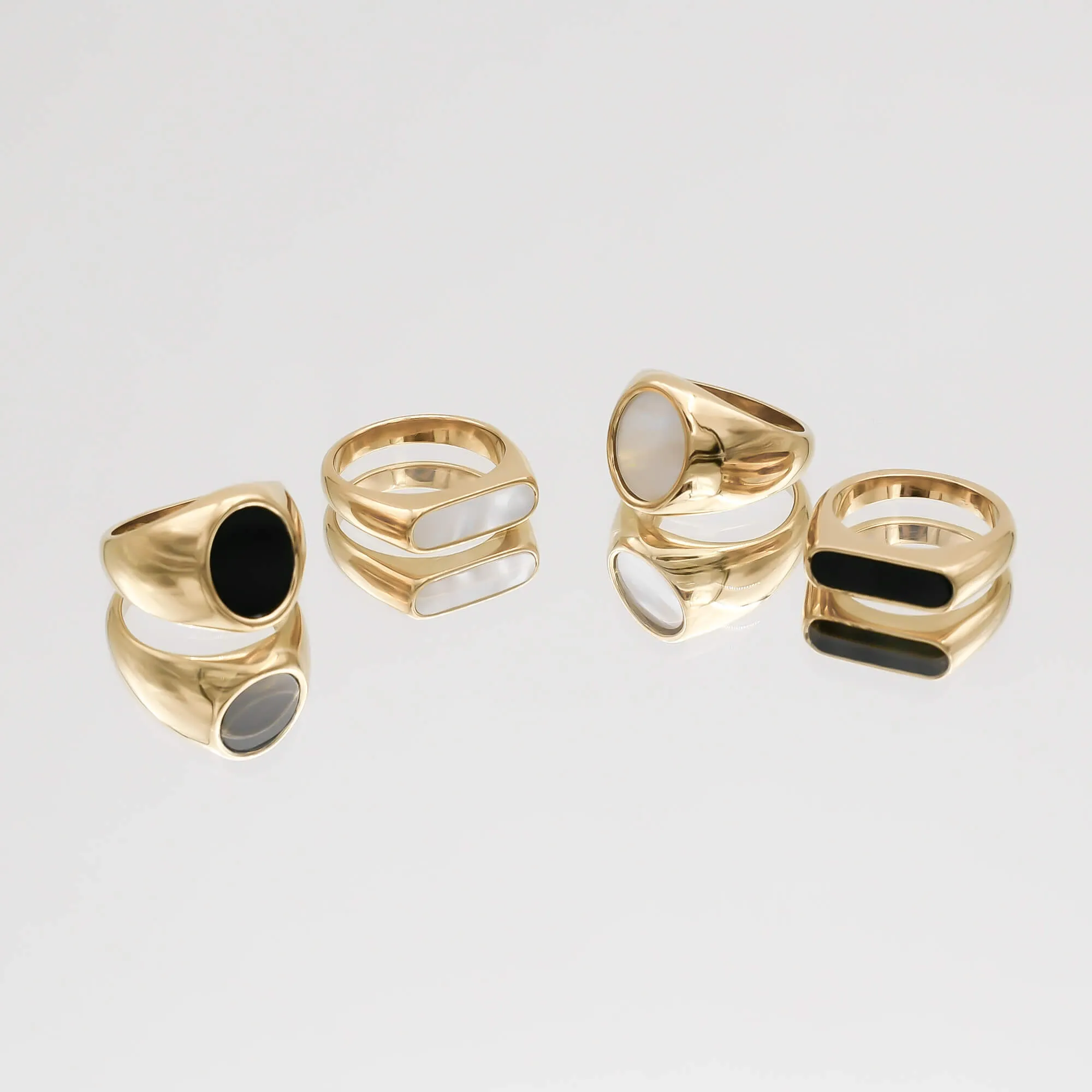 Lani Onyx Oval Signet Ring
