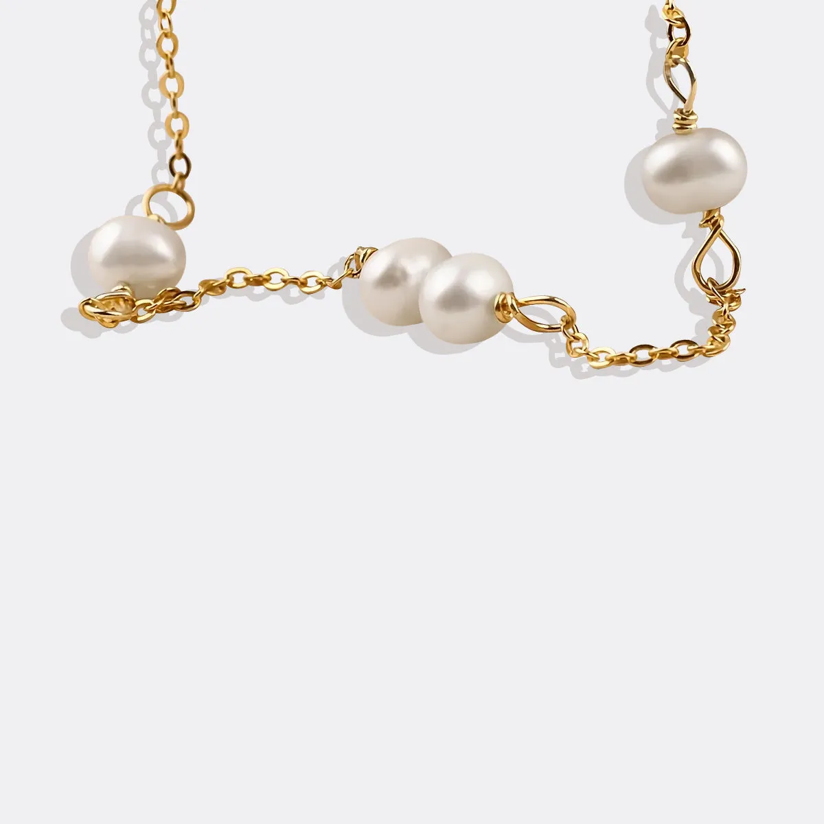 Six Pearl Bracelet