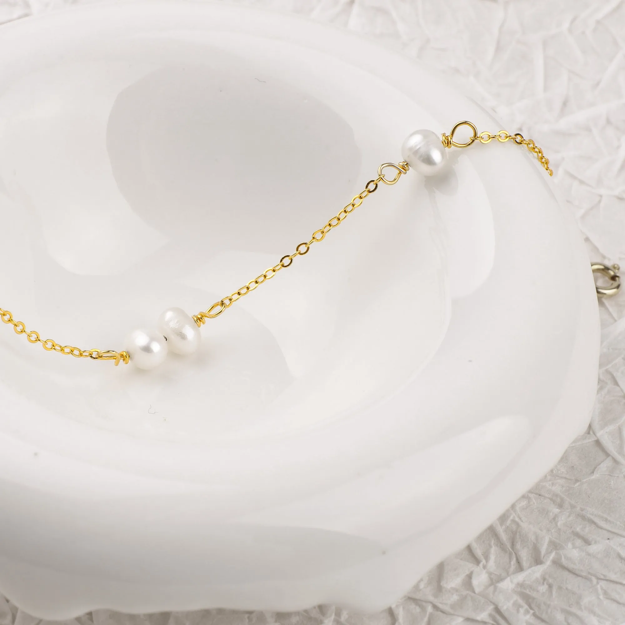 Six Pearl Bracelet