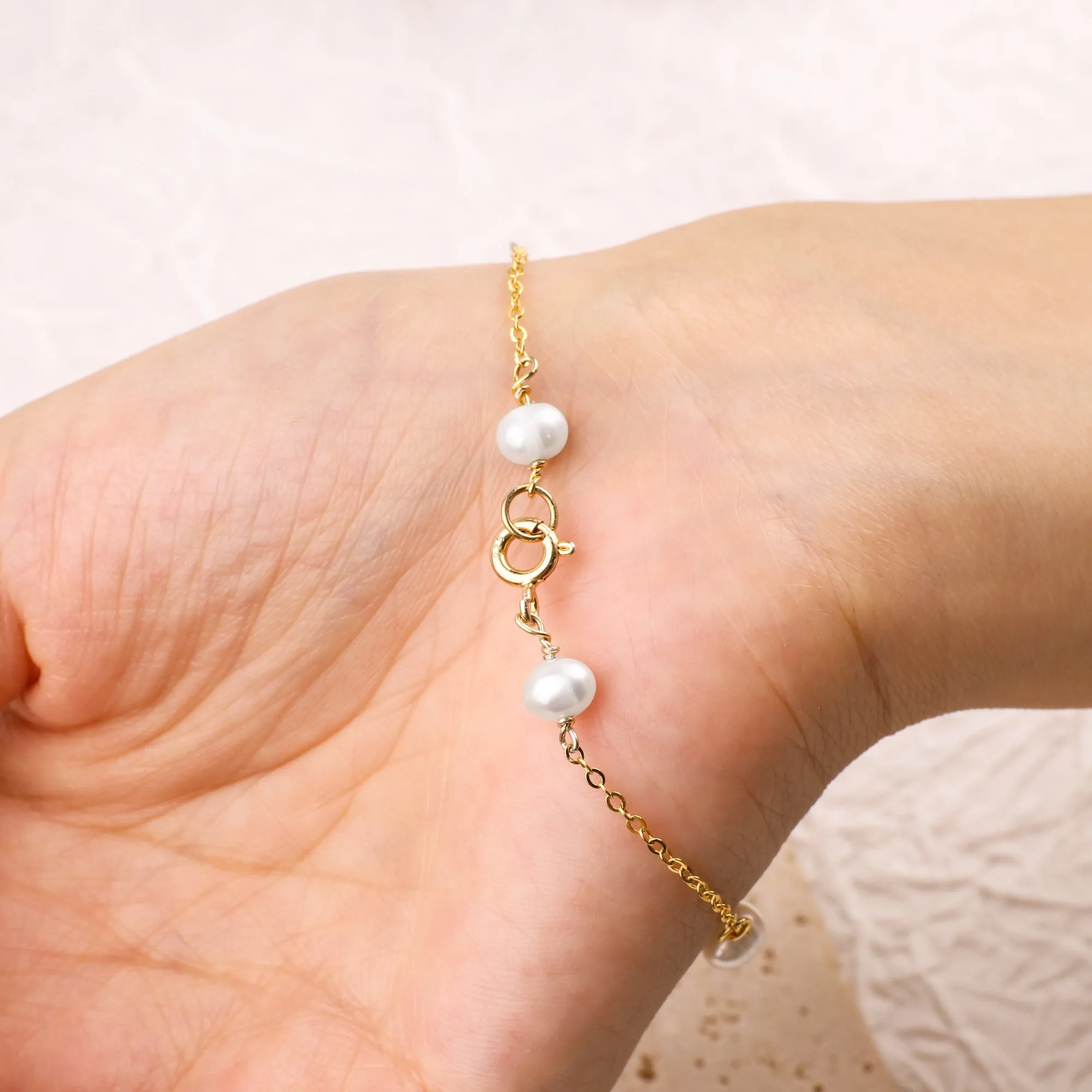 Six Pearl Bracelet