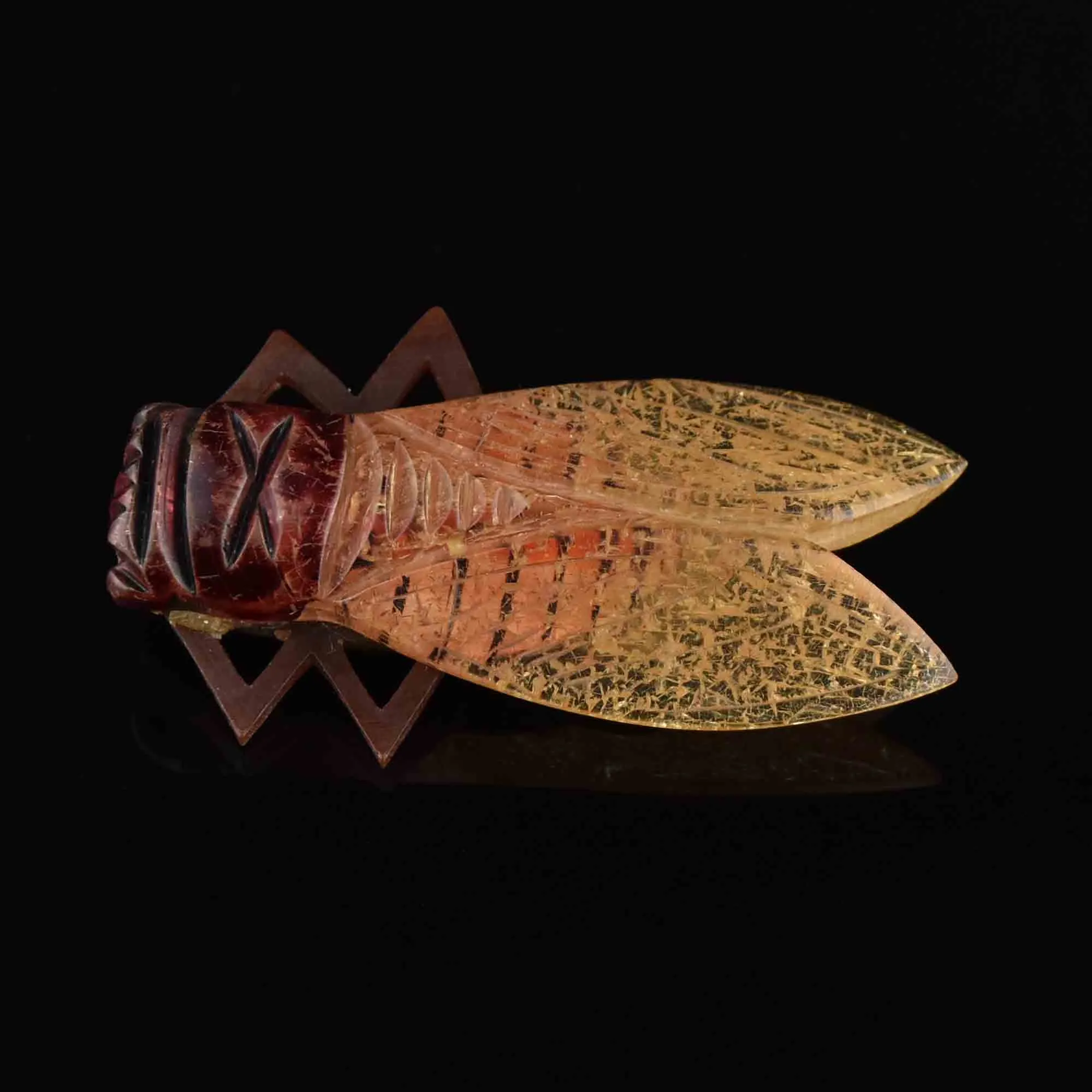 Vintage Art Deco Carved Horn Cicada Brooch