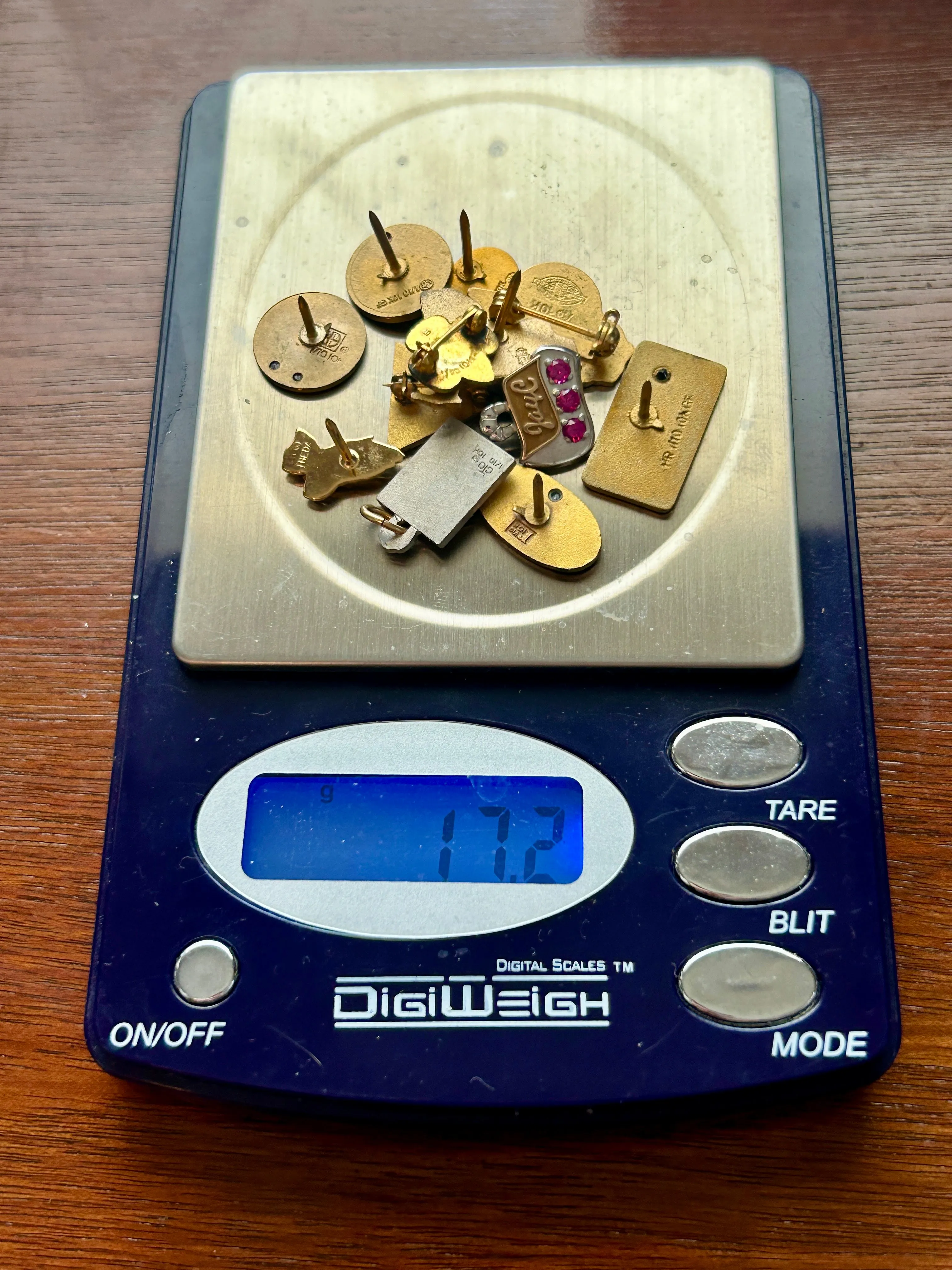Vintage Lot of Gold Filled Plate Employee Service Advertising Pinbacks Pins